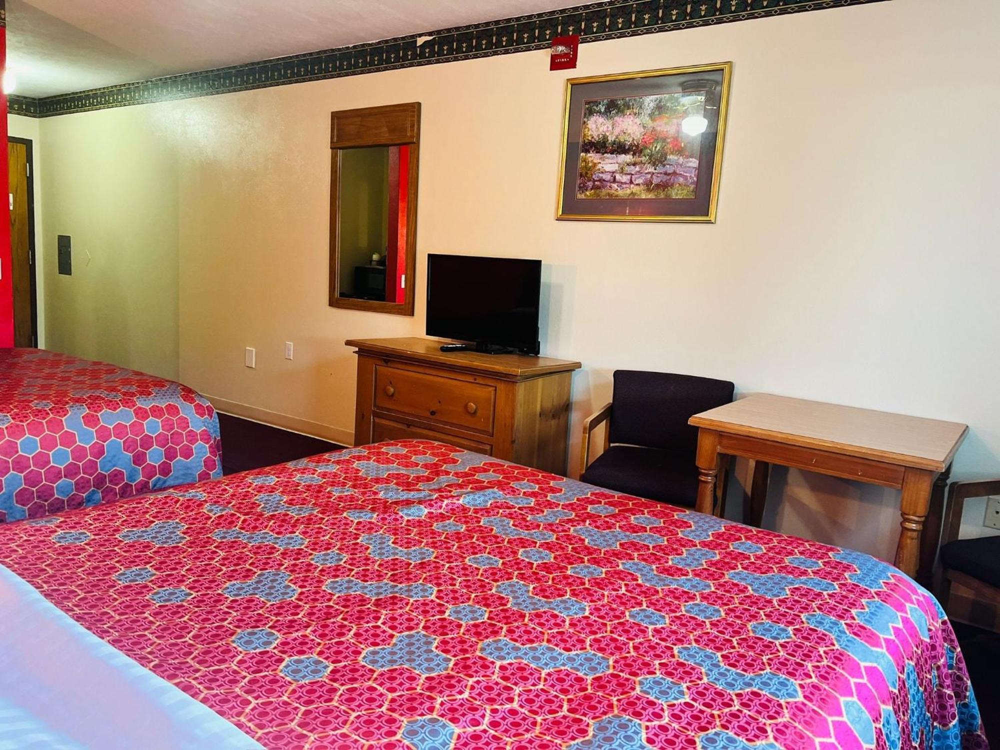 Fort Atkinson Villa Inn Motel Near Hwy 12 Wi Capital O מראה חיצוני תמונה