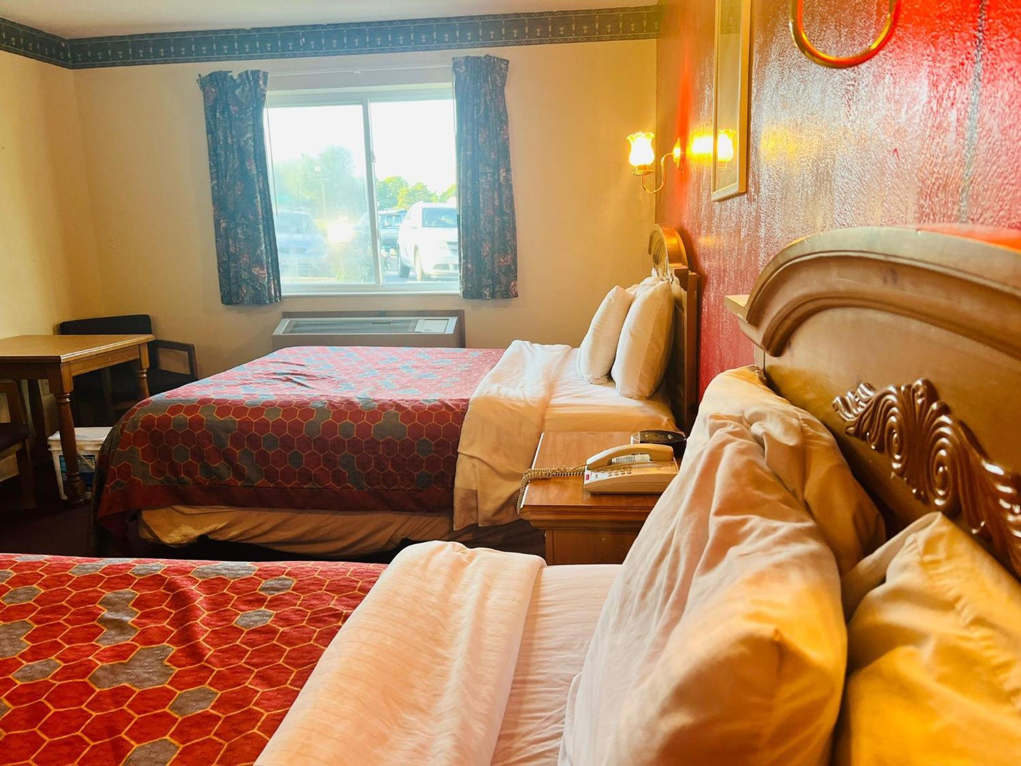 Fort Atkinson Villa Inn Motel Near Hwy 12 Wi Capital O מראה חיצוני תמונה