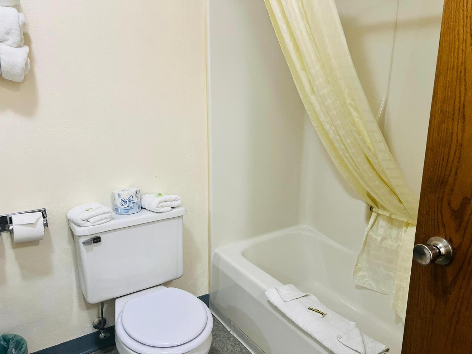 Fort Atkinson Villa Inn Motel Near Hwy 12 Wi Capital O מראה חיצוני תמונה