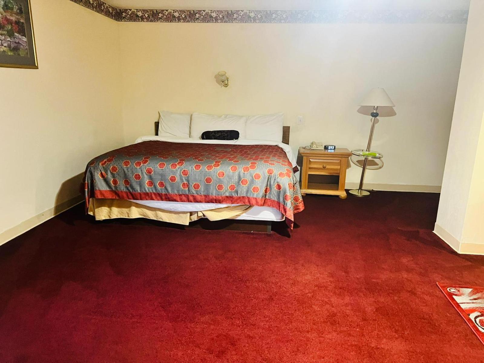 Fort Atkinson Villa Inn Motel Near Hwy 12 Wi Capital O מראה חיצוני תמונה