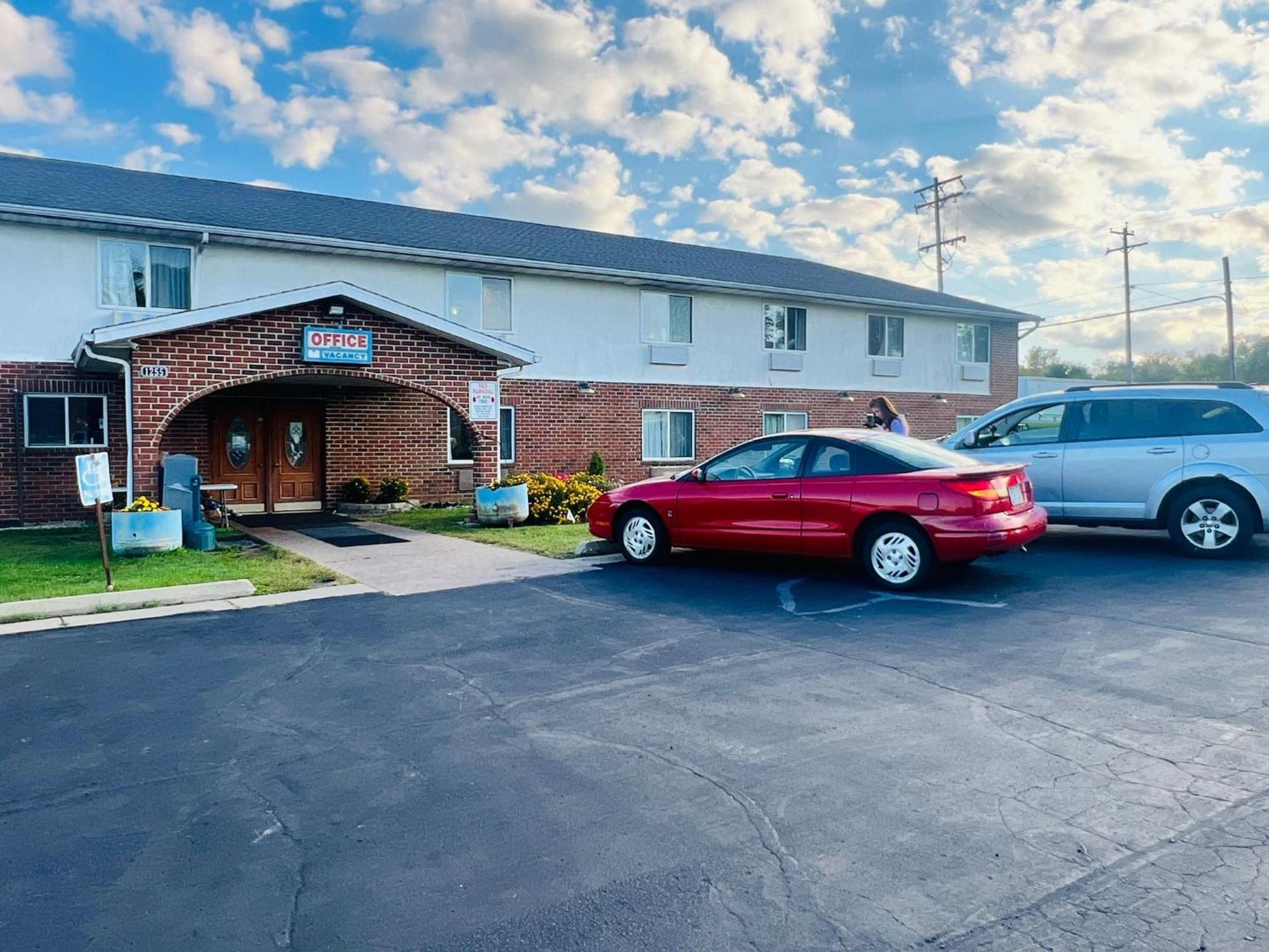 Fort Atkinson Villa Inn Motel Near Hwy 12 Wi Capital O מראה חיצוני תמונה