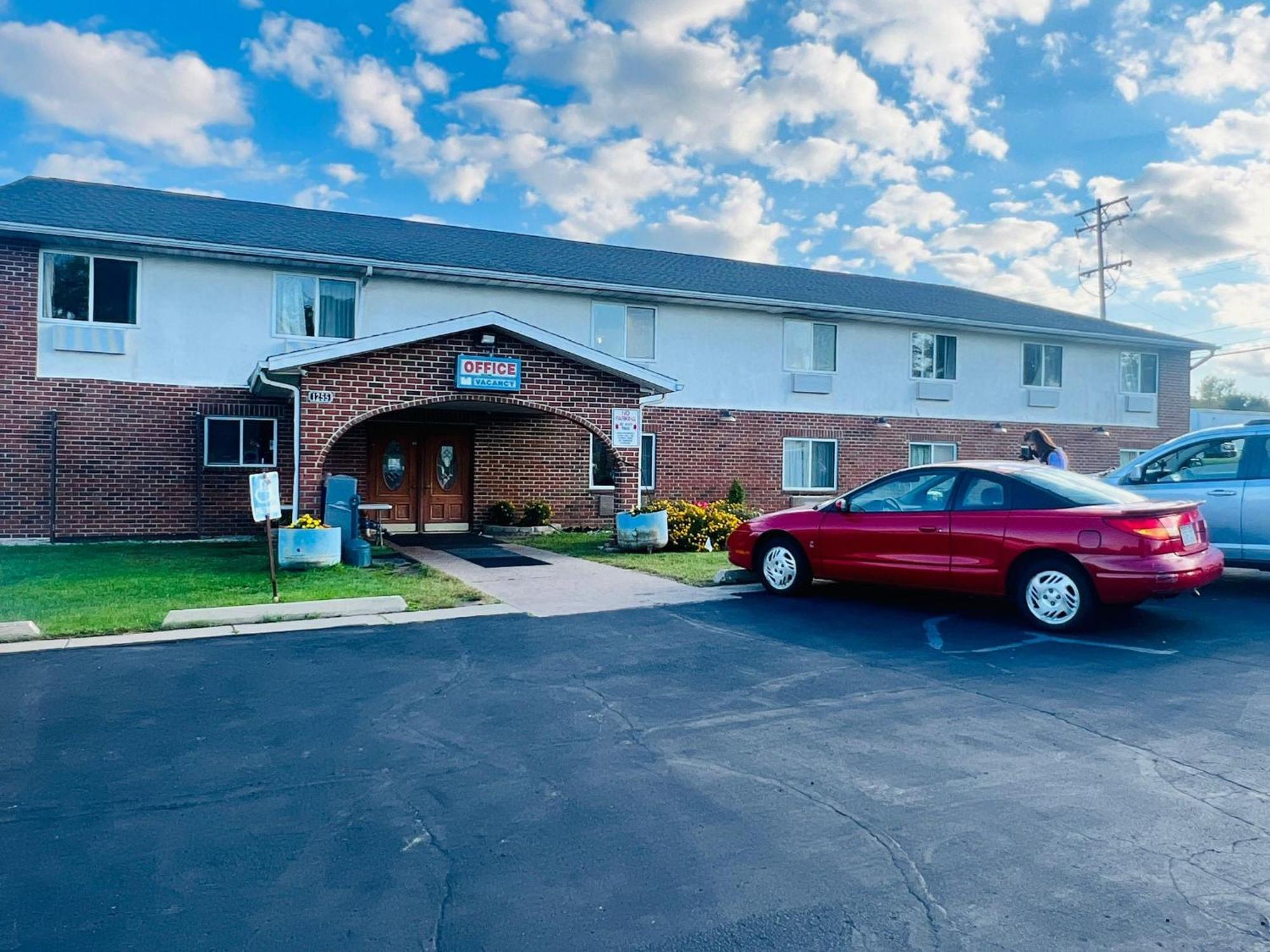 Fort Atkinson Villa Inn Motel Near Hwy 12 Wi Capital O מראה חיצוני תמונה